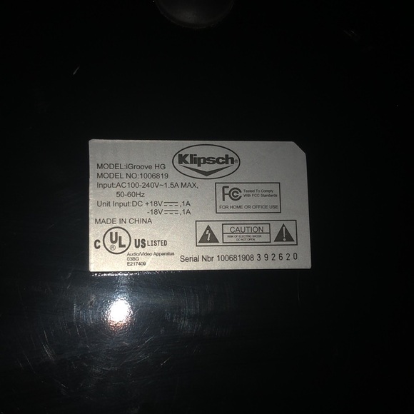 Klipsch igroove hg iPod docking station - Picture 3 of 3